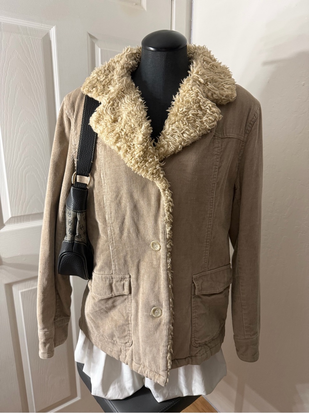 Vintage Y2K St. John’s Bay Tan Corduroy Jacket